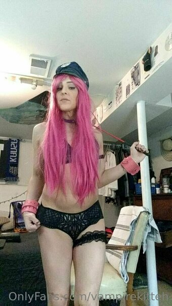 vampirekitteh / Athena Walsh / DaVampireKitteh Nude Leaks OnlyFans Photo 7