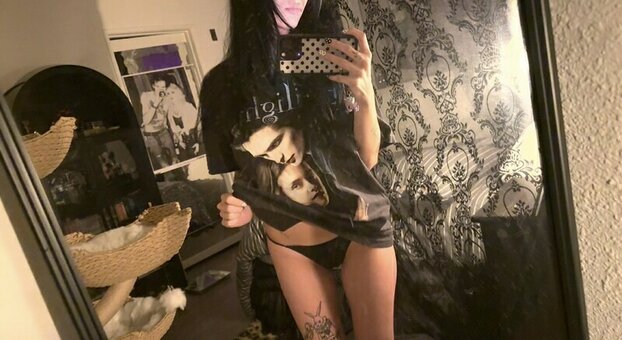 vampireprincess / https: / vamp1r3pr1nc3ss / vamppireprincesskitten / vampprincess Nude Leaks OnlyFans Photo 3