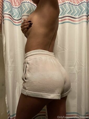 vanbrooke / Vanessa Brooke Nude Leaks OnlyFans Photo 55