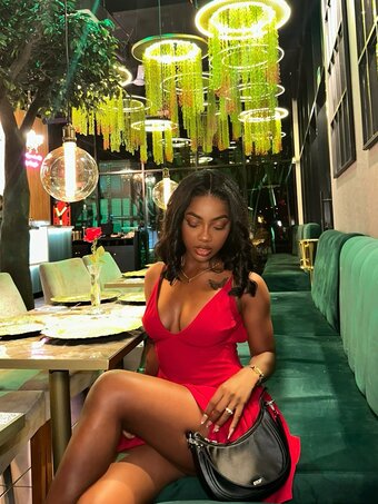 Vane_queen / NickAnderson777 / https: / queen_vane0 / v_queen9 / v_rosseee / vanequeen1 Nude Leaks OnlyFans Photo 3