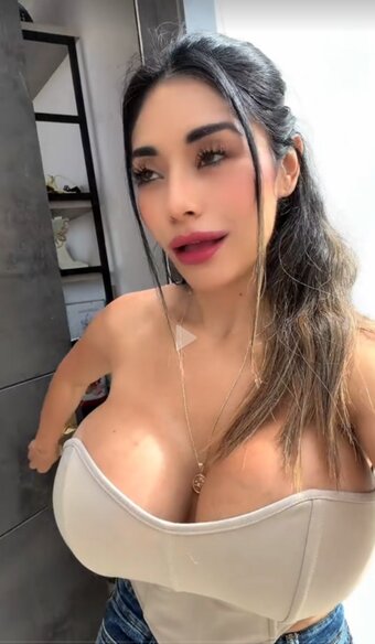 Vane / vane.essence / vane.essence_ / vaneessences Nude Leaks Photo 8