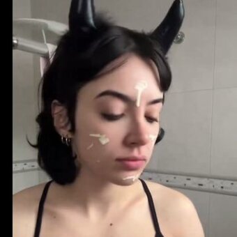 Vaneeeer_ / vanee18 Nude Leaks OnlyFans Photo 1