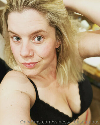 vanessa_obsequious Nude Leaks Photo 5