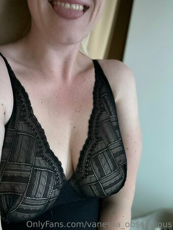 vanessa_obsequious Nude Leaks Photo 15