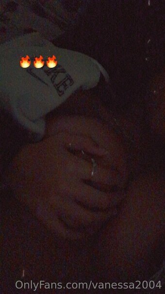 vanessa2004 / Vanessa / _iam.vanessa.__ Nude Leaks OnlyFans Photo 4