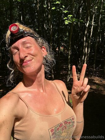 vanessabuilds Nude Leaks Photo 3