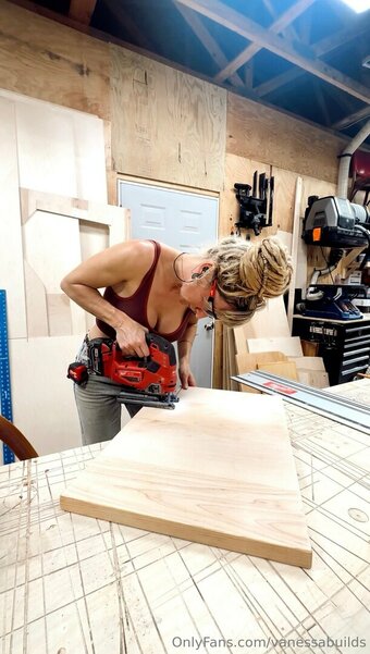 vanessabuilds Nude Leaks Photo 6