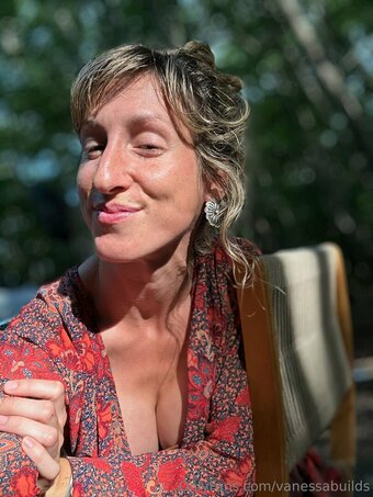 vanessabuilds Nude Leaks Photo 16