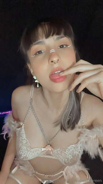 vanessagreen Nude Leaks Photo 1