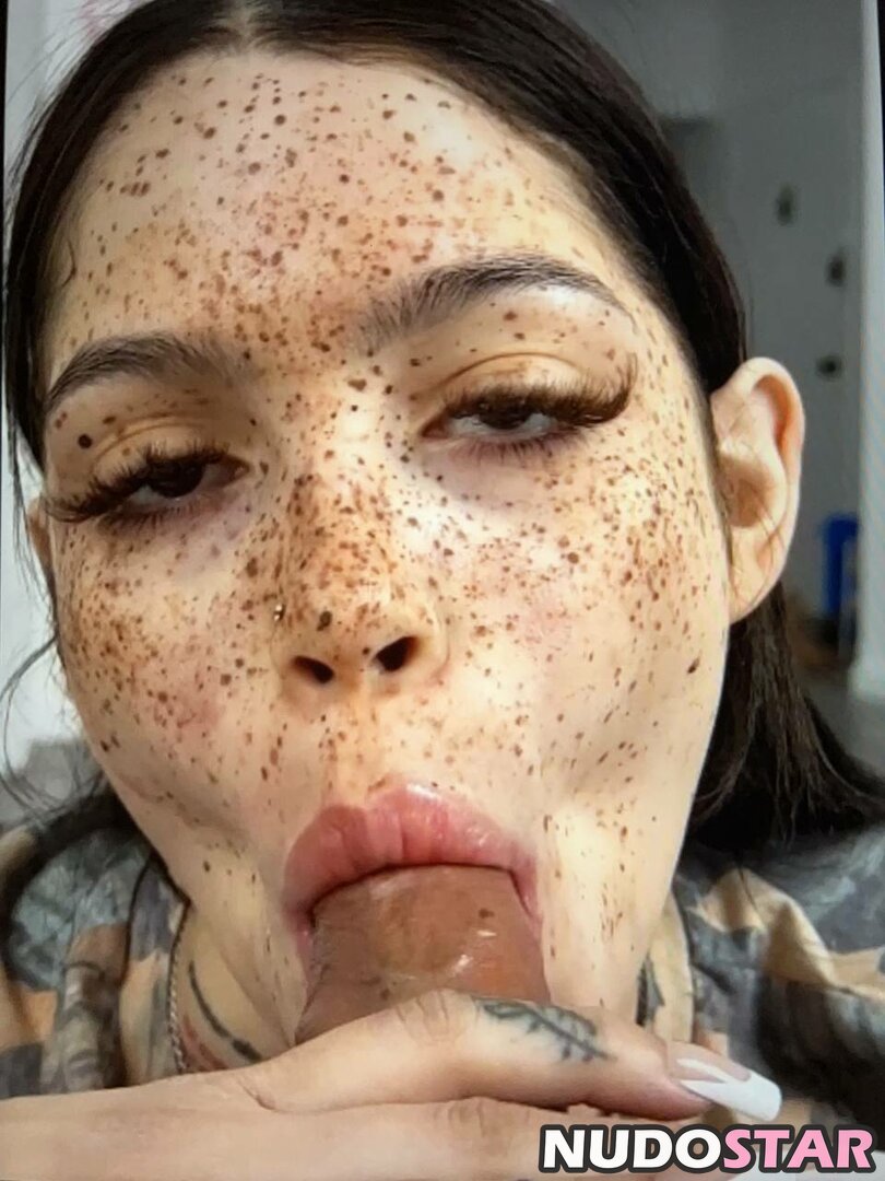 vanessaswrlddd  howloud Nude Leaks OnlyFans Photo 1 - NudoStar