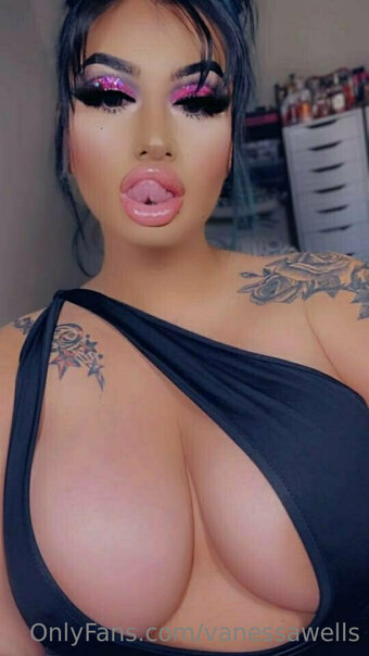 vanessawells Nude Leaks Photo 22
