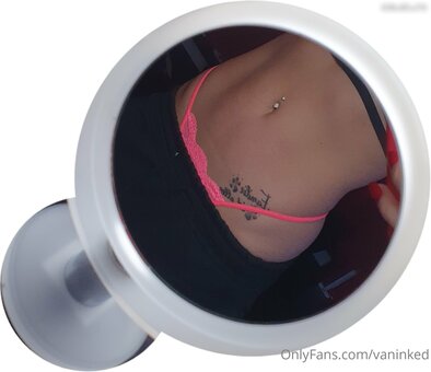 Vaninked Nude Leaks OnlyFans Photo 7