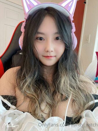 vanity_witch Nude Leaks Photo 2