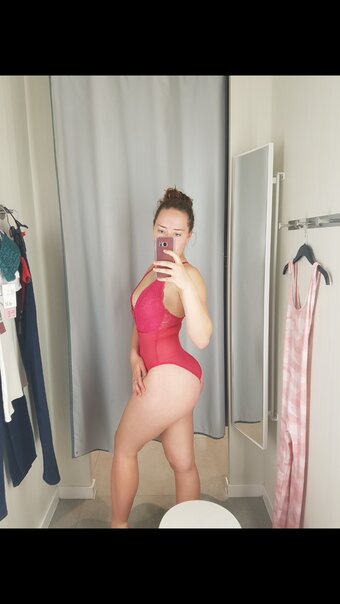 Vantoee Nude Leaks Photo 5