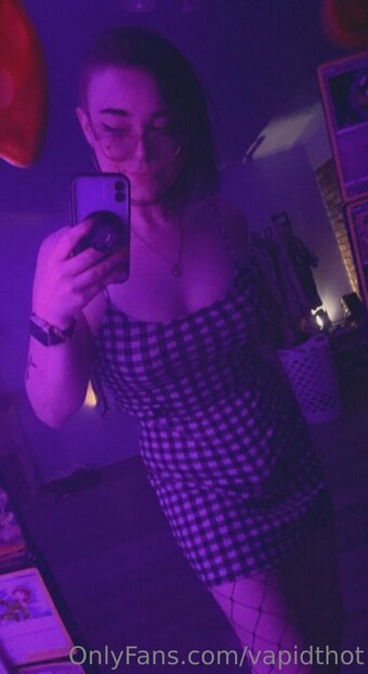 vapidthot Nude Leaks Photo 2