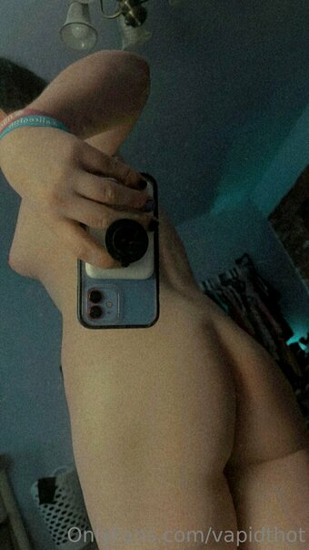 vapidthot Nude Leaks Photo 6