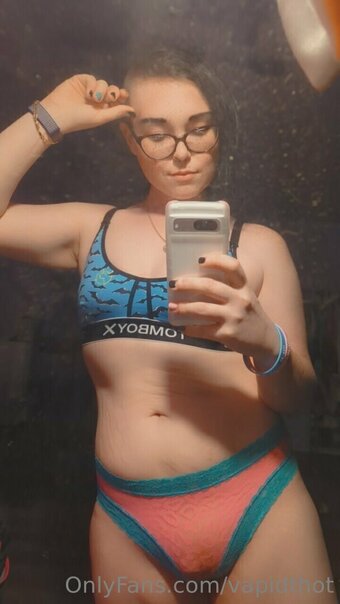 vapidthot Nude Leaks Photo 18