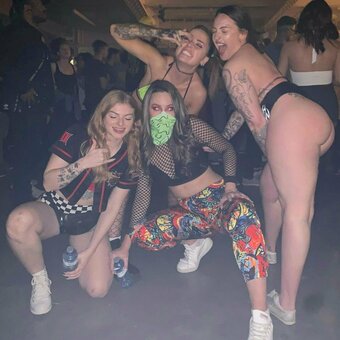 Vee Doherty / ronniedohertyy Nude Leaks Photo 7