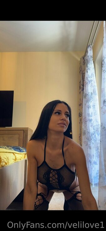 velilove1 Nude Leaks Photo 10