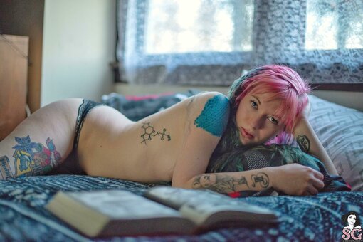 Venomousrose / _venomousrose_ Nude Leaks OnlyFans Photo 18