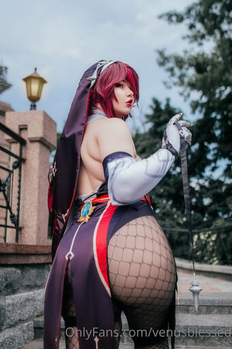 venusblessed Nude Leaks Photo 17