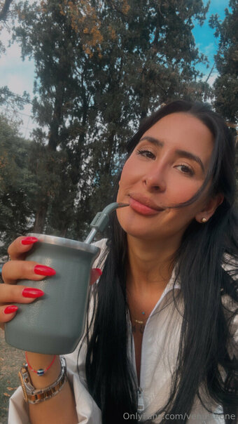 venusleone Nude Leaks Photo 21