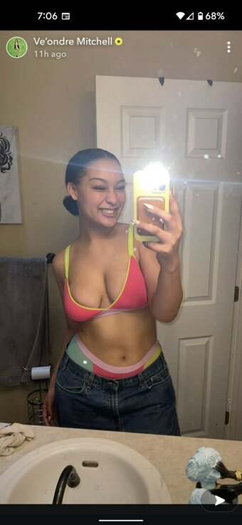Veondre Mitchell / veondremitchell Nude Leaks Photo 14