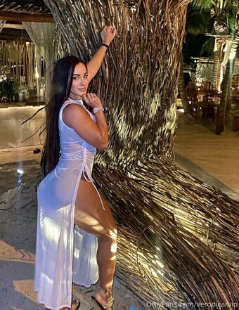 Veronica Ramirez / veronicar_11 / veronicarvip Nude Leaks OnlyFans Photo 2