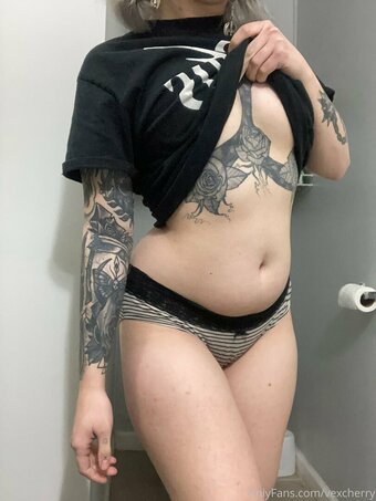 vexcherry Nude Leaks Photo 24