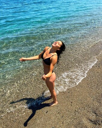 Vicky Llorente / vicullorente Nude Leaks Photo 14