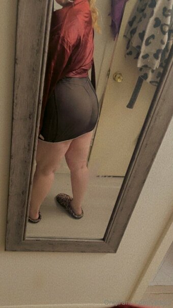 vicky.s Nude Leaks Photo 2