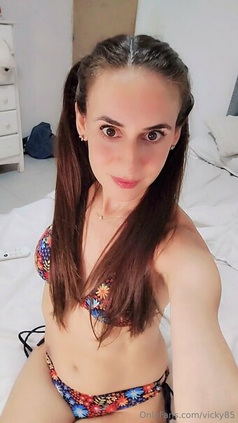vicky85 Nude Leaks Photo 15