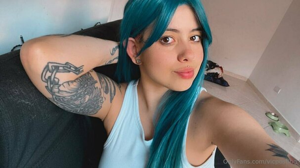 vicposting Nude Leaks Photo 20