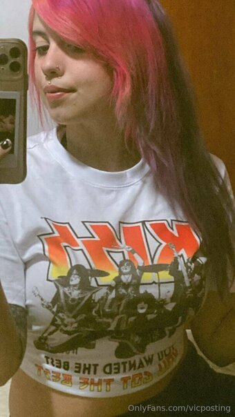 vicposting Nude Leaks Photo 21