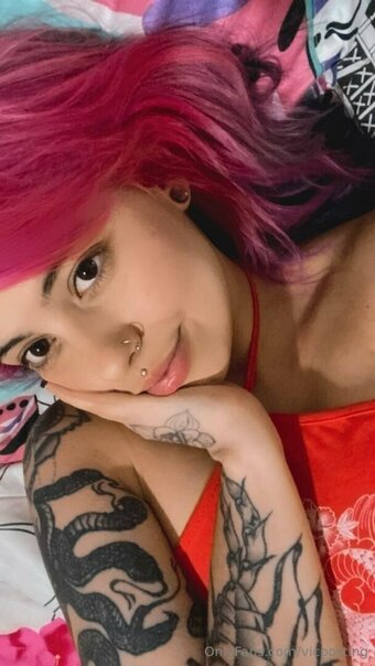 vicposting Nude Leaks Photo 23