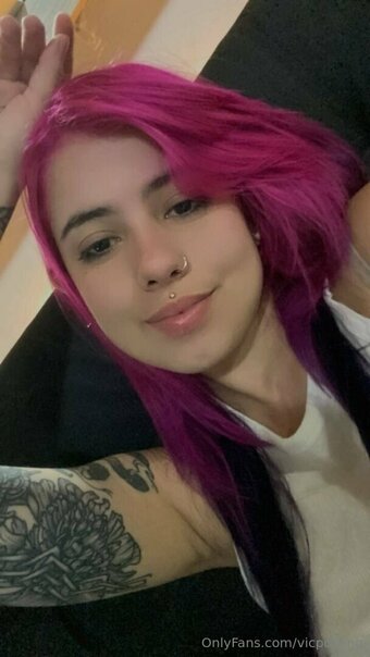 vicposting Nude Leaks Photo 29