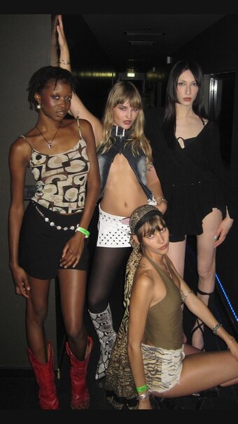 Victoria De Angelis / Victoria Nude Leaks Photo 6