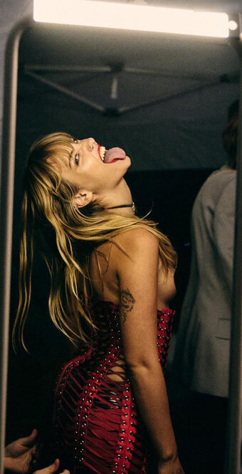 Victoria De Angelis / Victoria Nude Leaks Photo 23