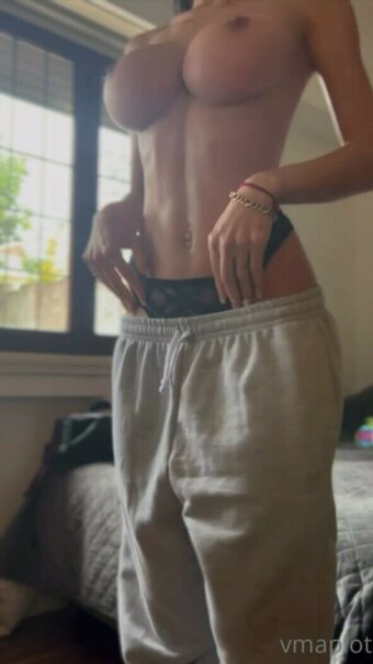 Victoria Maplot / vmaplot Nude Leaks OnlyFans Photo 21