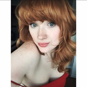 Vignedefleurs / weefieryfox Nude Leaks OnlyFans Photo 4