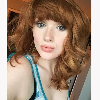 Vignedefleurs / weefieryfox Nude Leaks OnlyFans Photo 5
