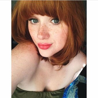 Vignedefleurs / weefieryfox Nude Leaks OnlyFans Photo 14