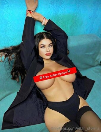 vikki_storms Nude Leaks Photo 22