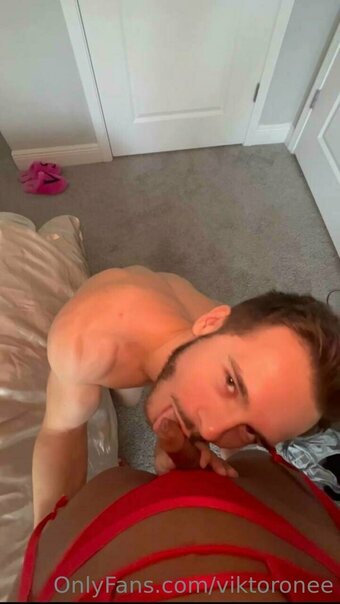 viktoronee Nude Leaks Photo 25