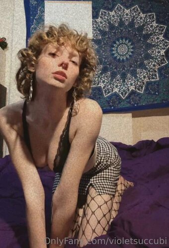 Violet_Succubi / Violet / https: / violetsuccubi Nude Leaks OnlyFans Photo 4