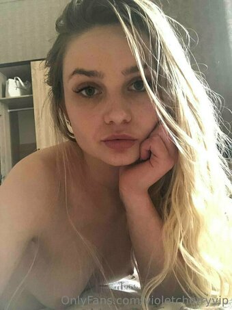 violetchery Nude Leaks Photo 3