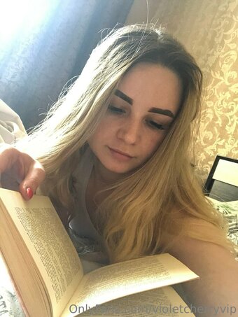 violetchery Nude Leaks Photo 14