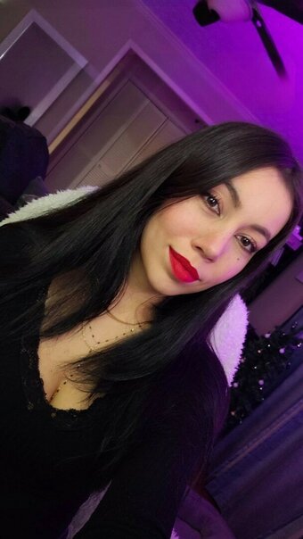 Viosinclair / Violet SinClair / Violetsinclair / babocartel Nude Leaks OnlyFans Photo 2