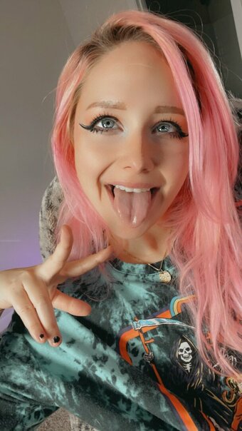 VIPeachy / vipeach / vipeachy_ Nude Leaks OnlyFans Photo 9