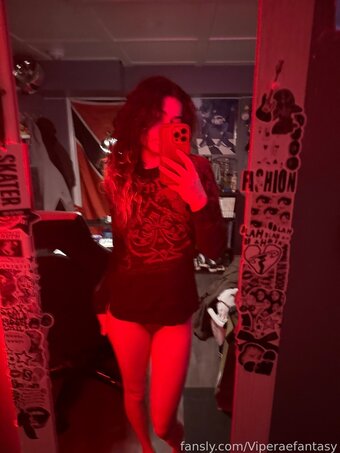 Viperaefantasy / https: / vip3rae Nude Leaks OnlyFans Photo 1